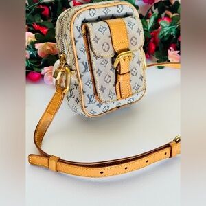 Louis Vuitton Juliette Mini Lin Crossbody Bag 🤎